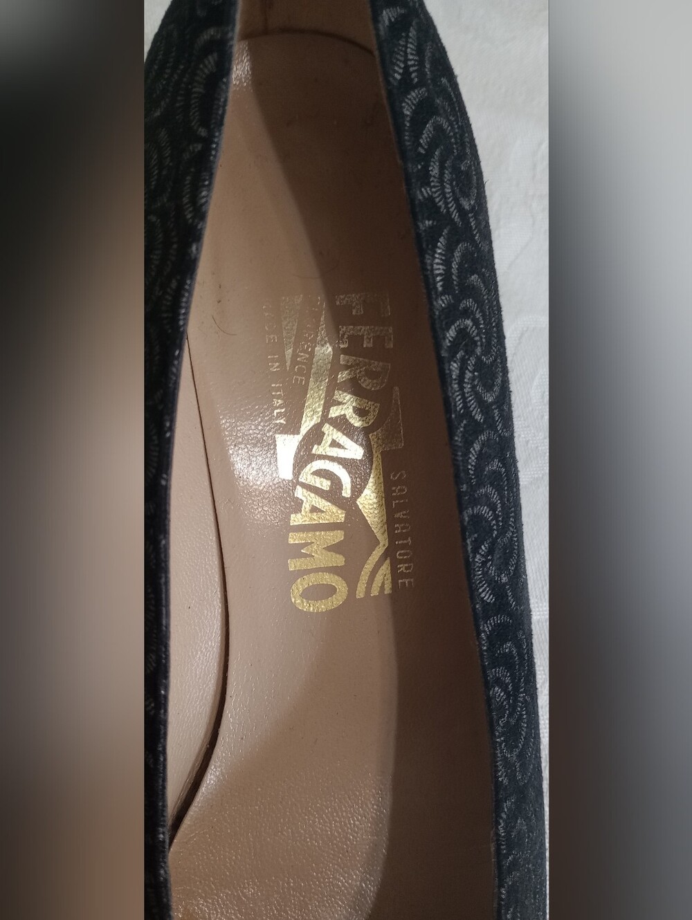 Salvatore Ferragamo Black Patterned Pointed-Toe Flats - Picture 7 of 10
